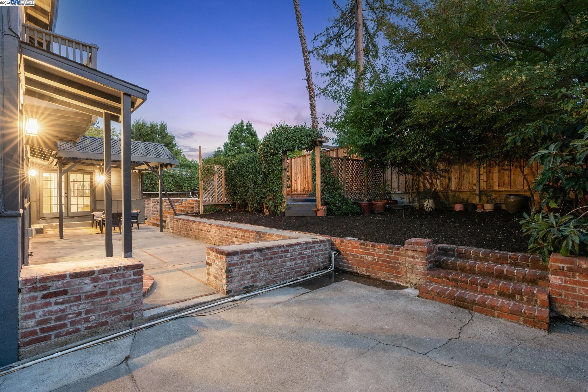 337 Marshall Dr