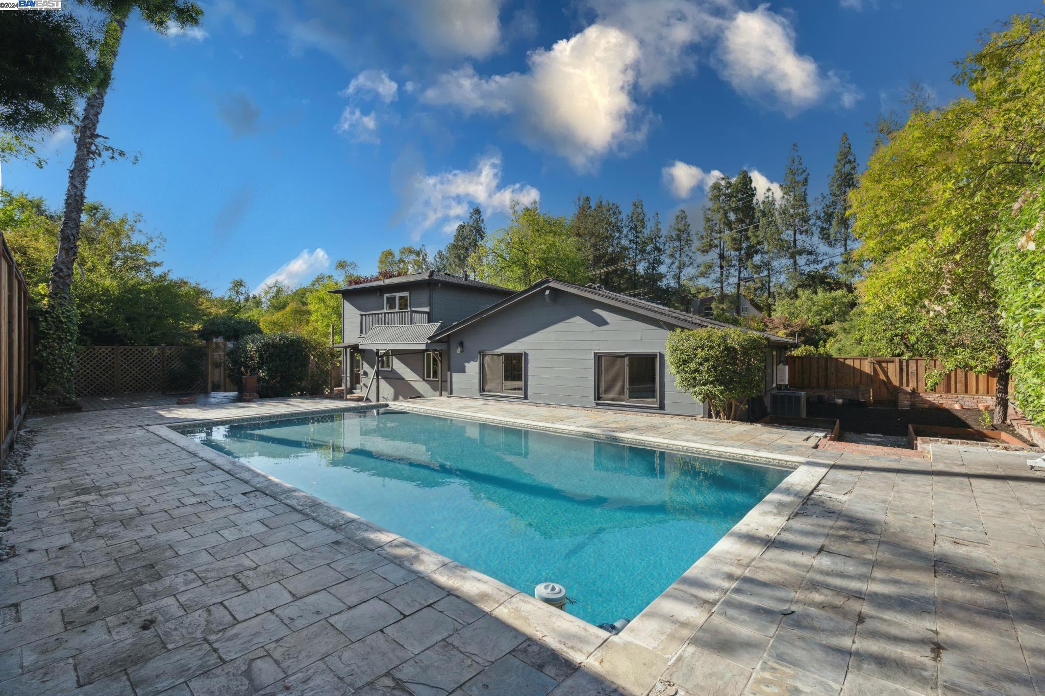337 Marshall Dr