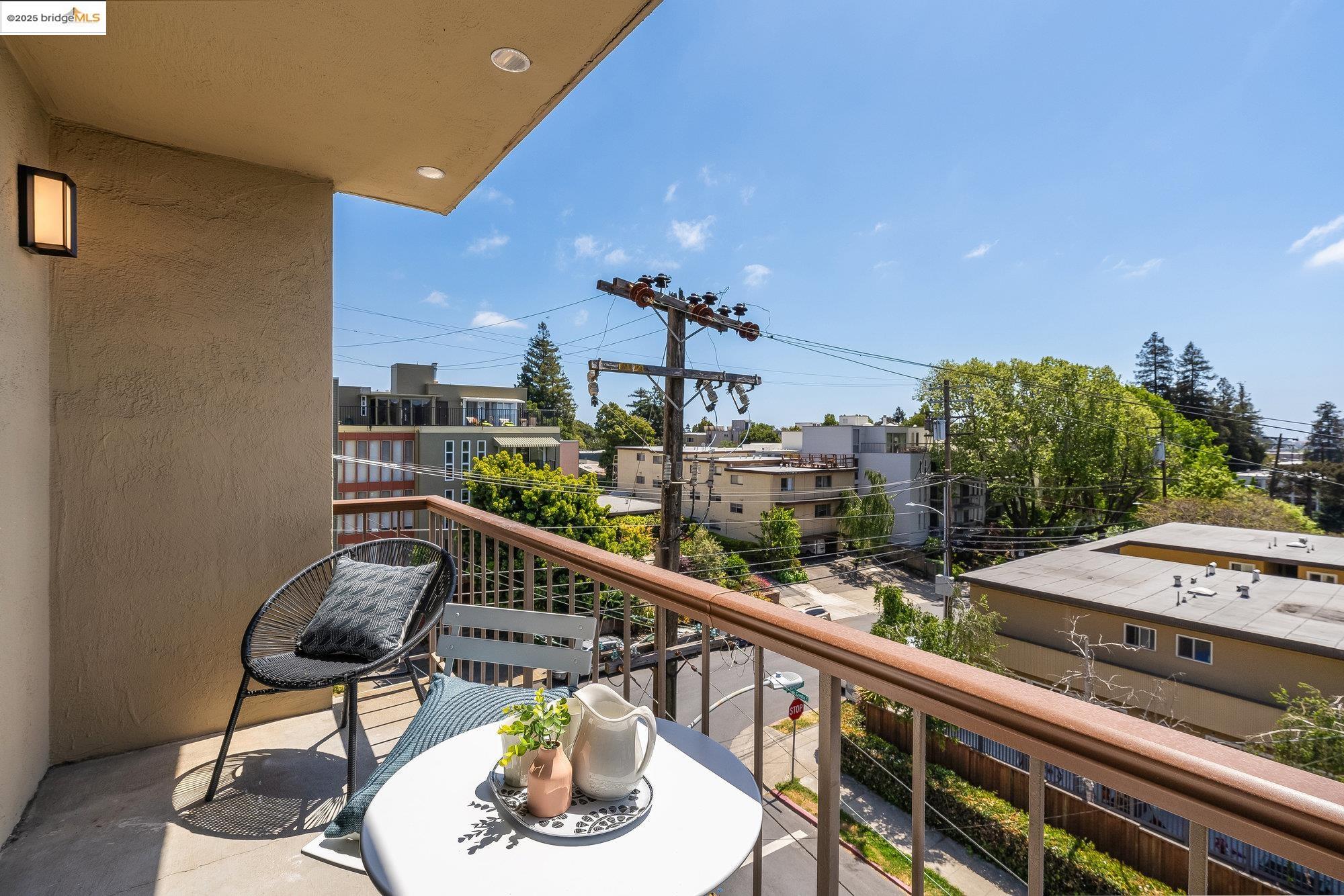 771 Kingston Ave. # 401