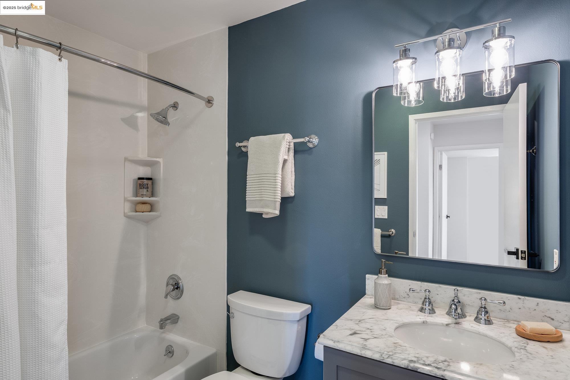 771 Kingston Ave. # 401