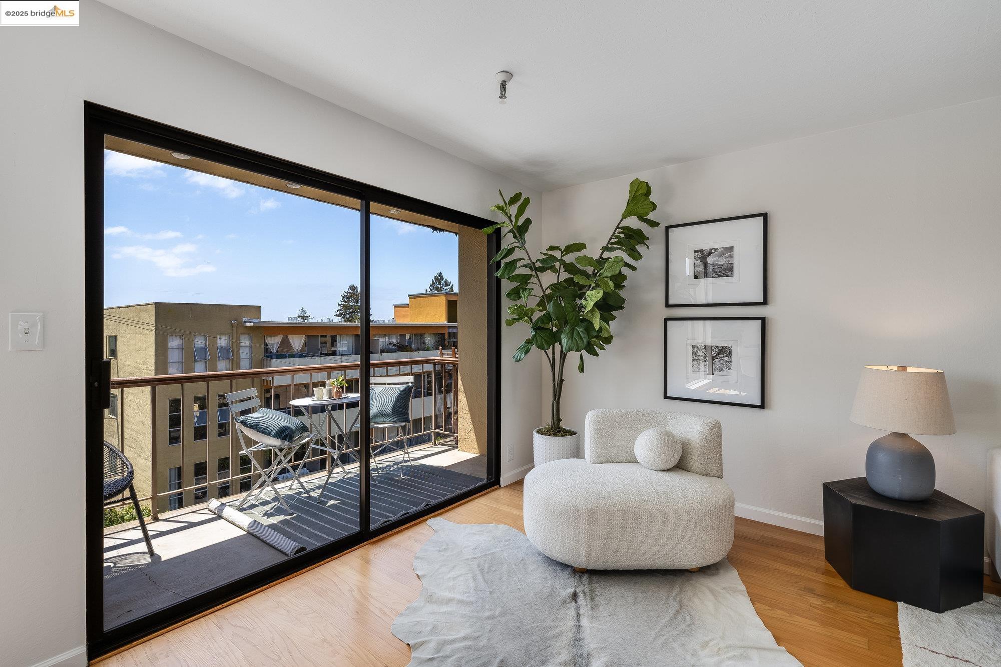 771 Kingston Ave. # 401