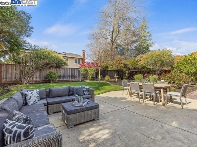 2752 Morgan Dr