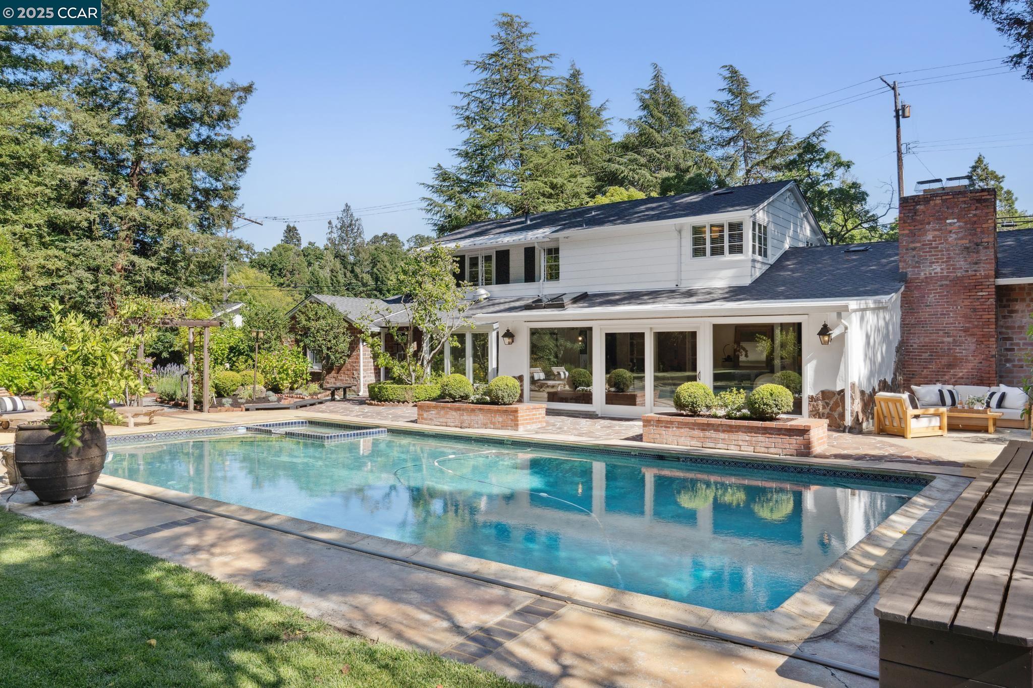 1666 CASTLE HILL ROAD