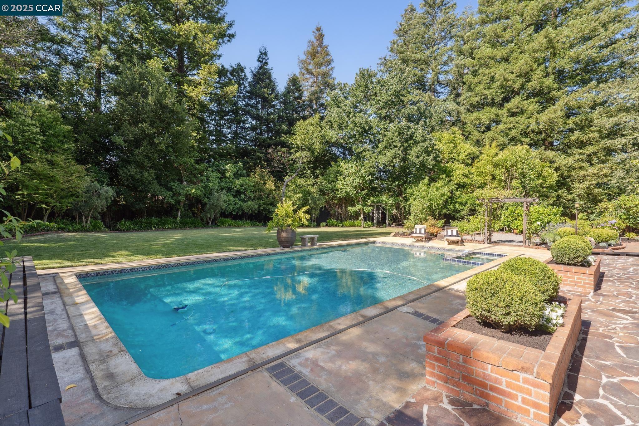 1666 CASTLE HILL ROAD