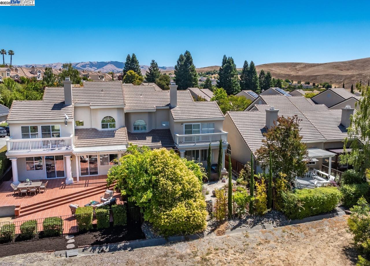 1375 Canyon Side Ave