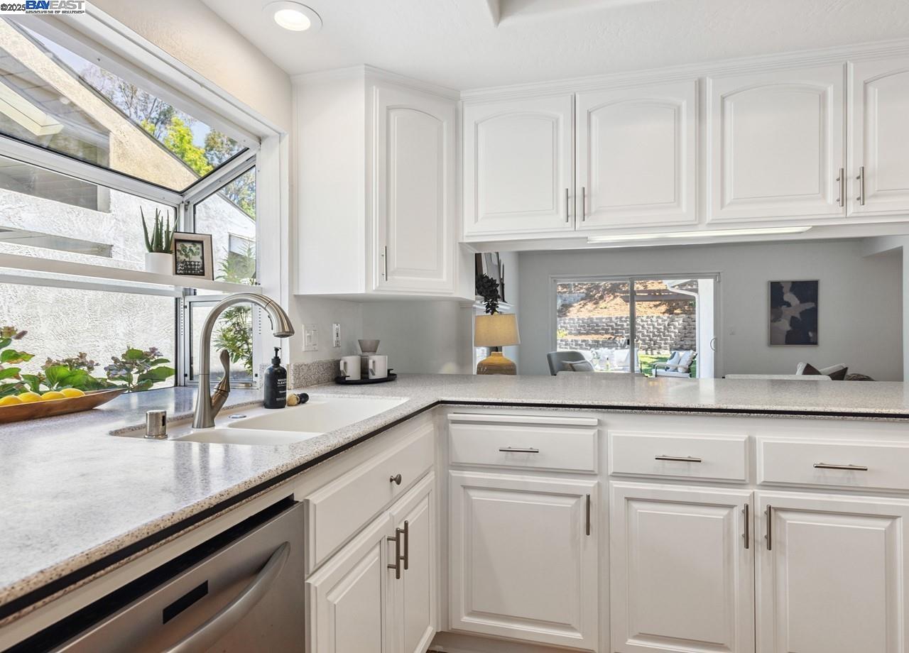 2485 Talavera Dr