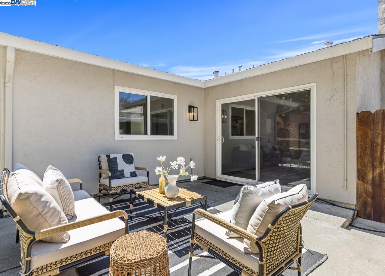 2485 Talavera Dr