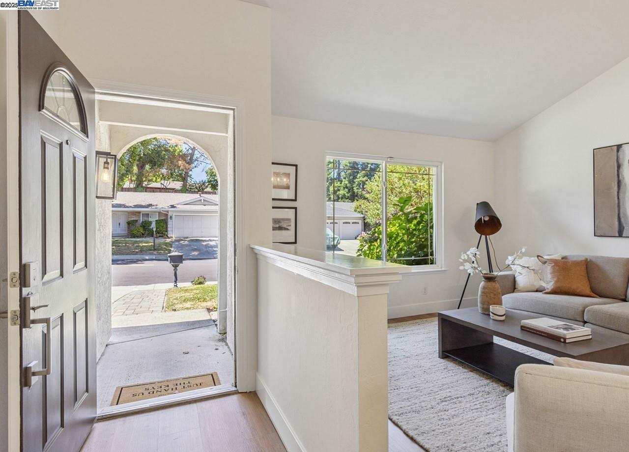 2485 Talavera Dr