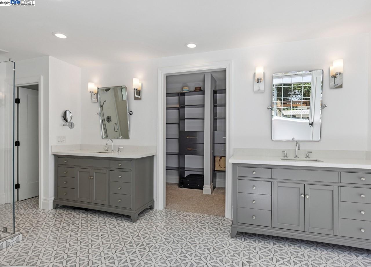 156 Del Monte Dr