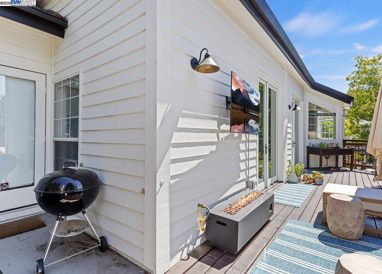 156 Del Monte Dr