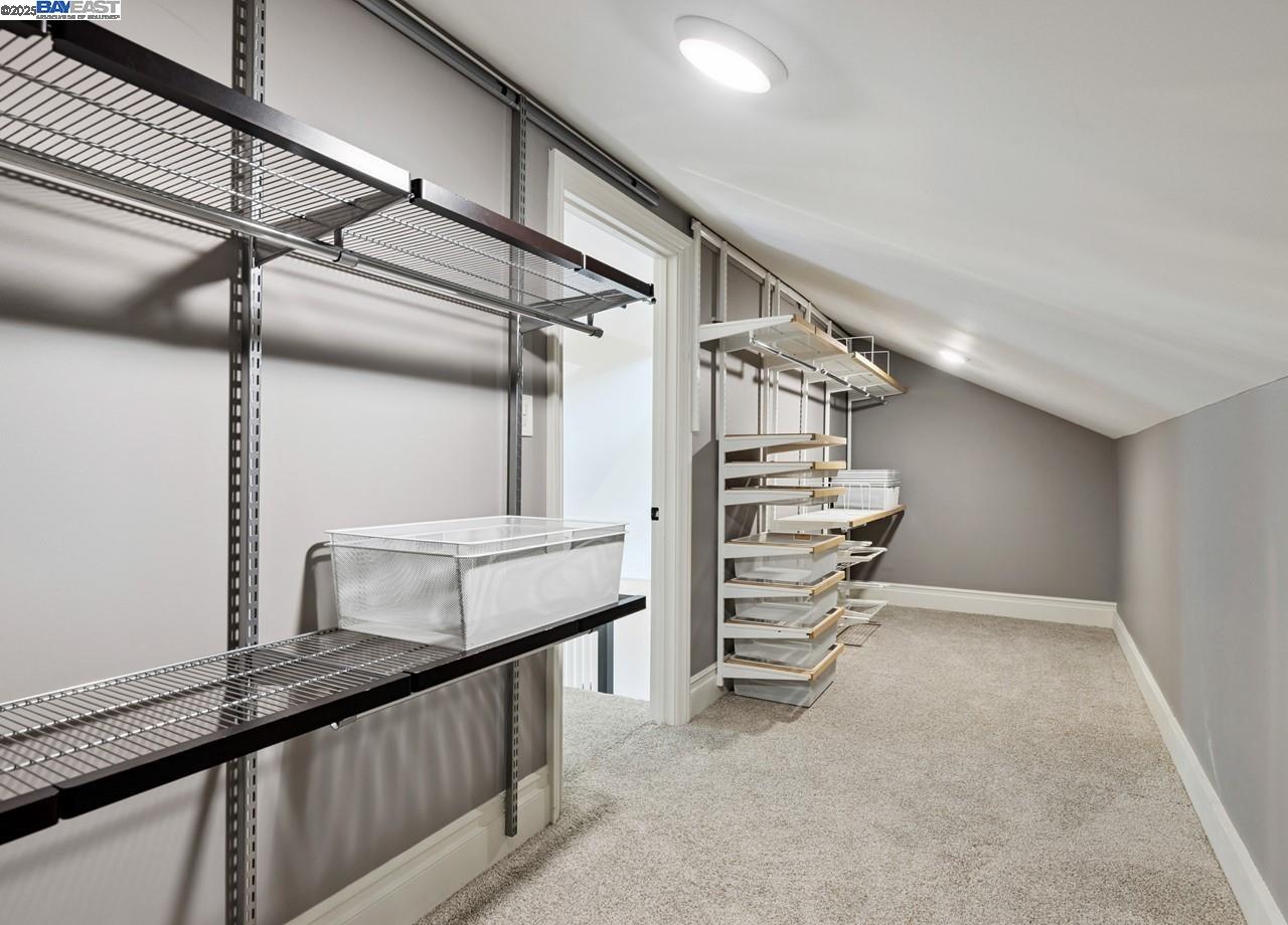 156 Del Monte Dr