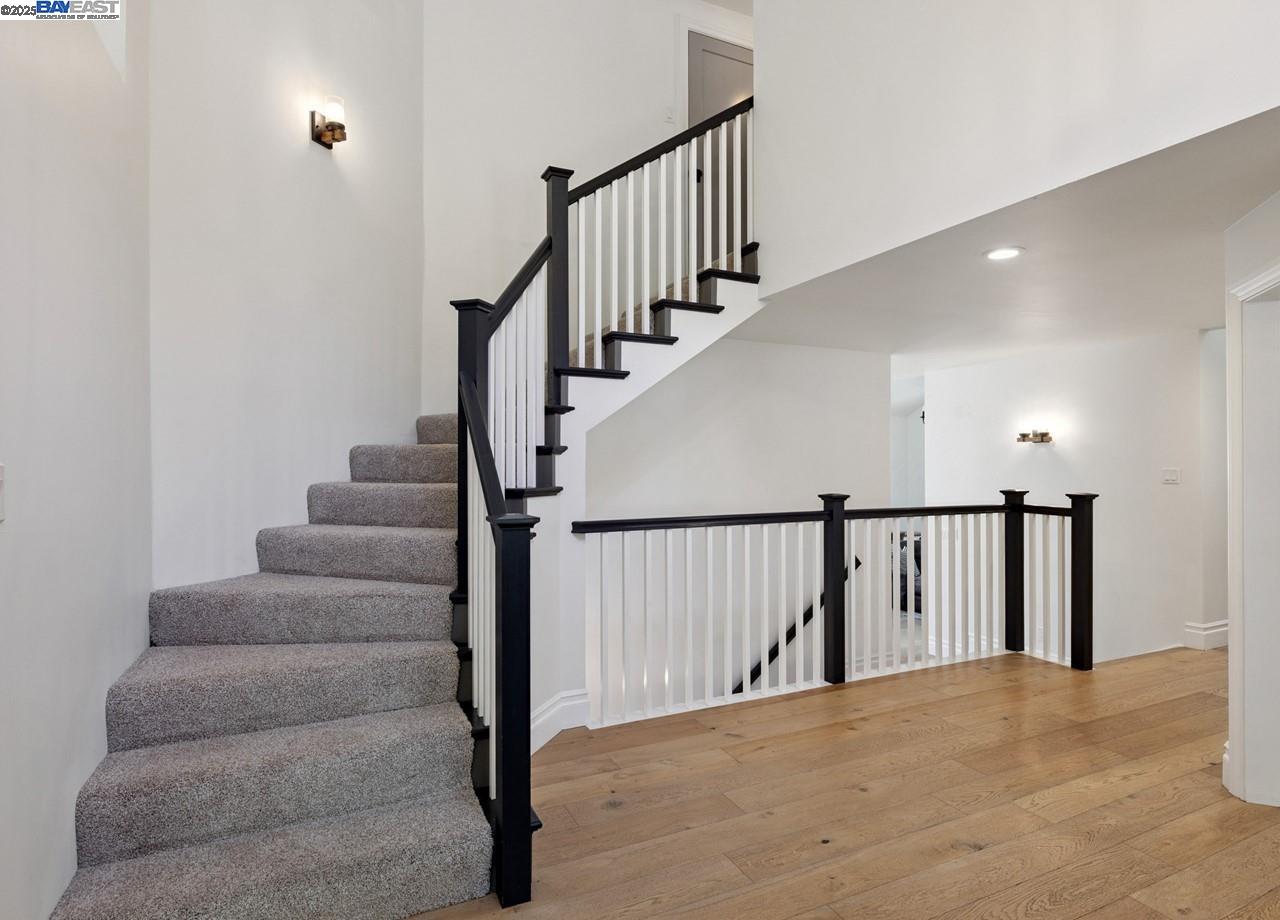 156 Del Monte Dr