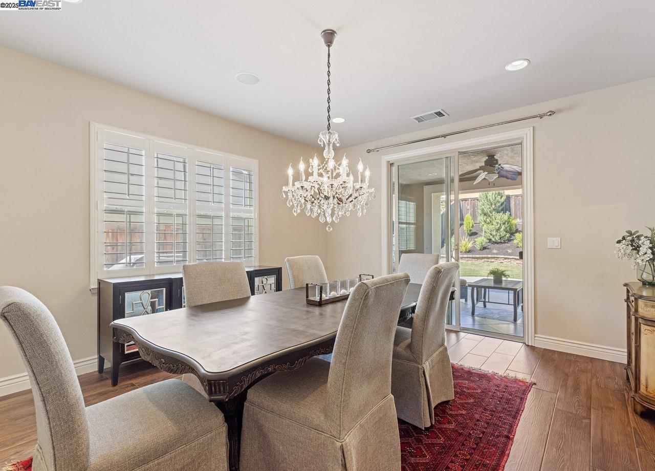 7563 Balmoral Way