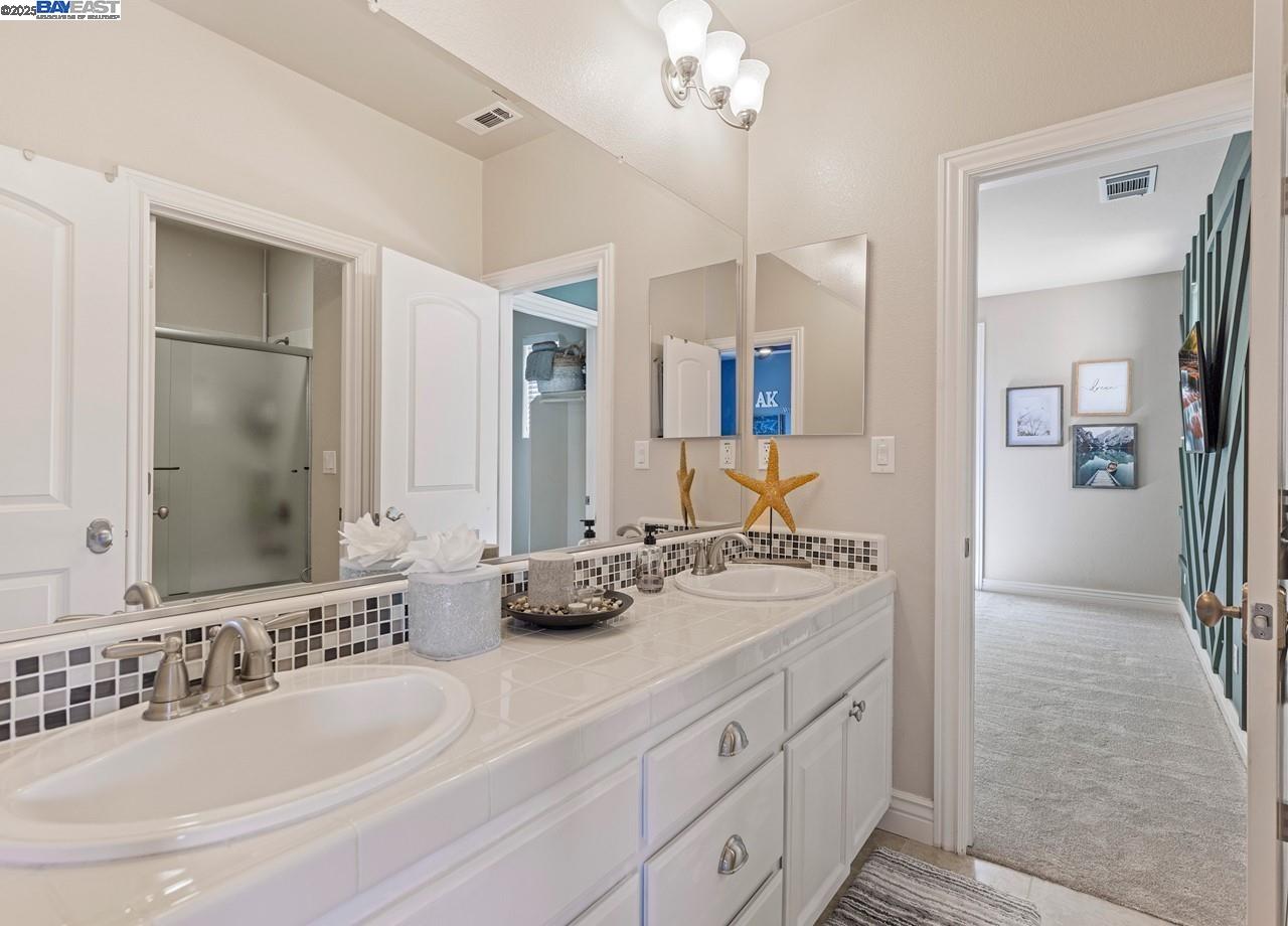 7563 Balmoral Way