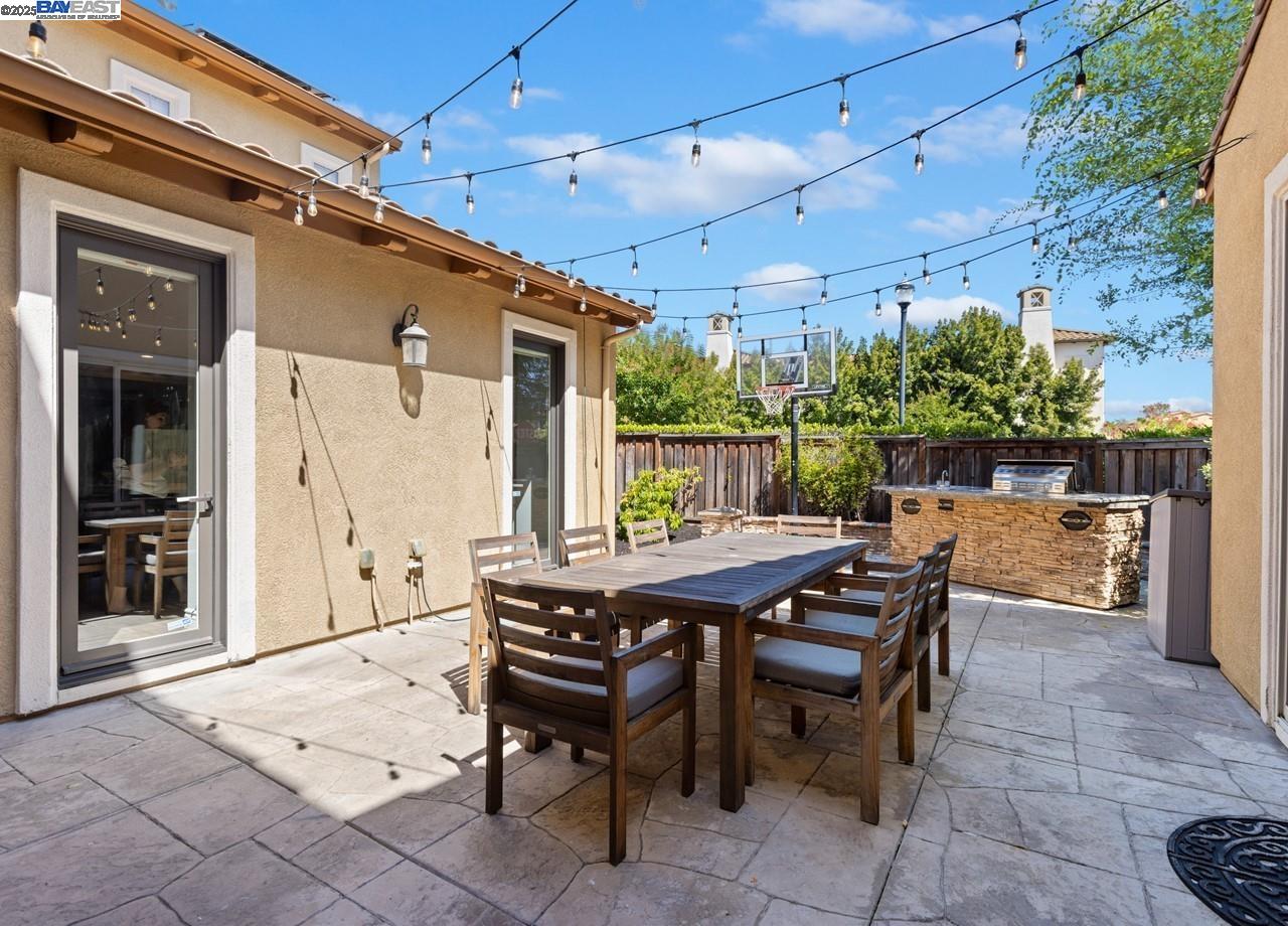 7563 Balmoral Way