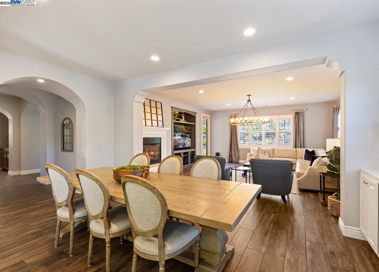 7563 Balmoral Way