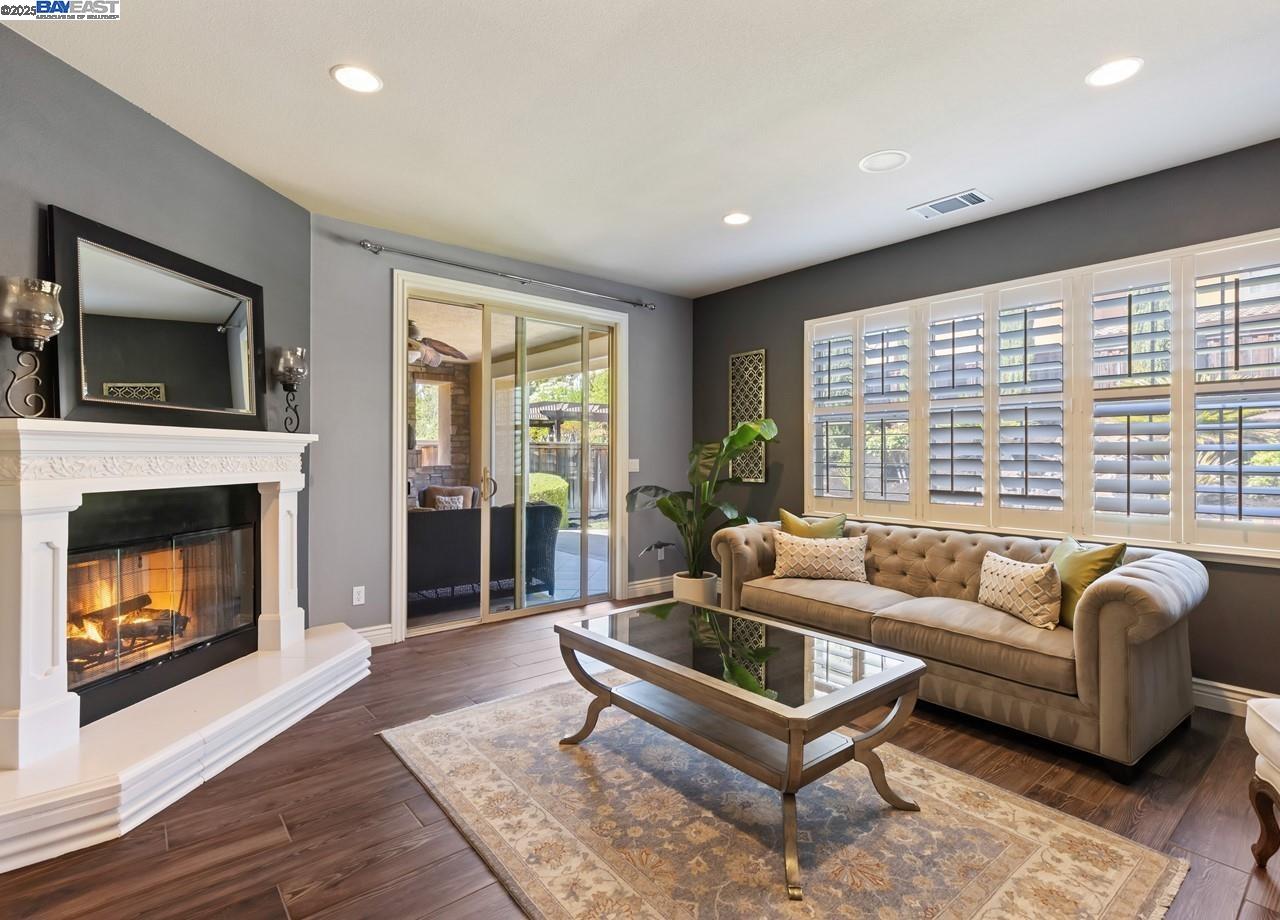 7563 Balmoral Way