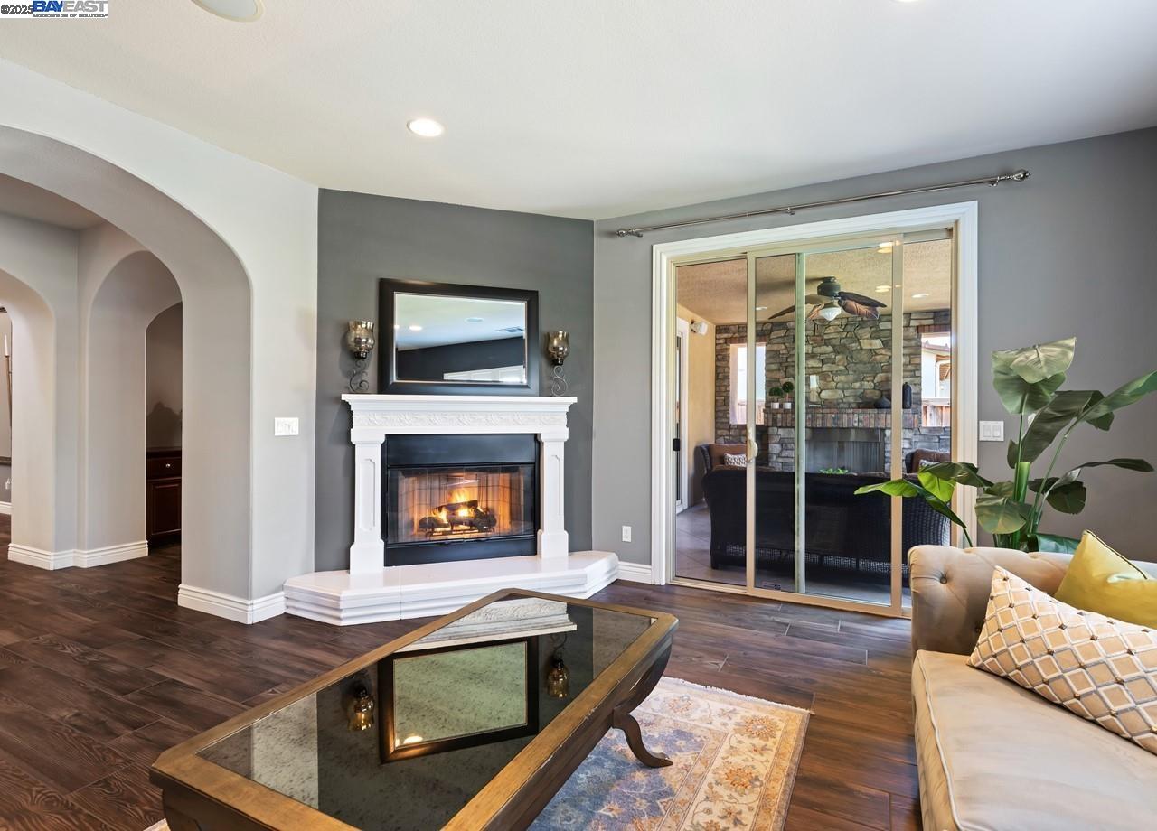 7563 Balmoral Way
