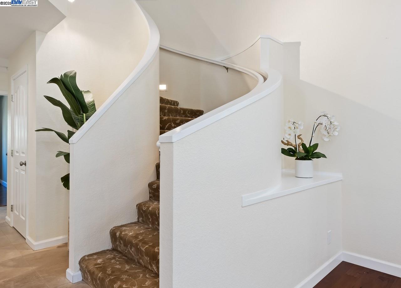1143 Cheshire Cir