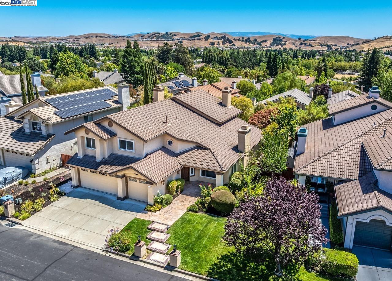 1143 Cheshire Cir