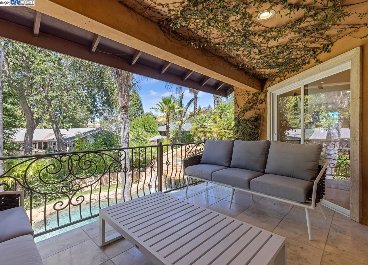 107 Verde Mesa Dr