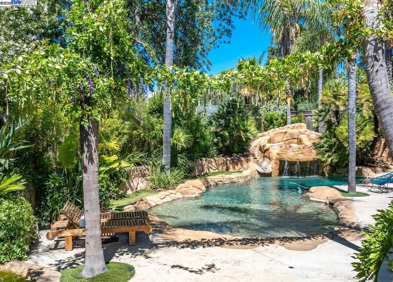 107 Verde Mesa Dr