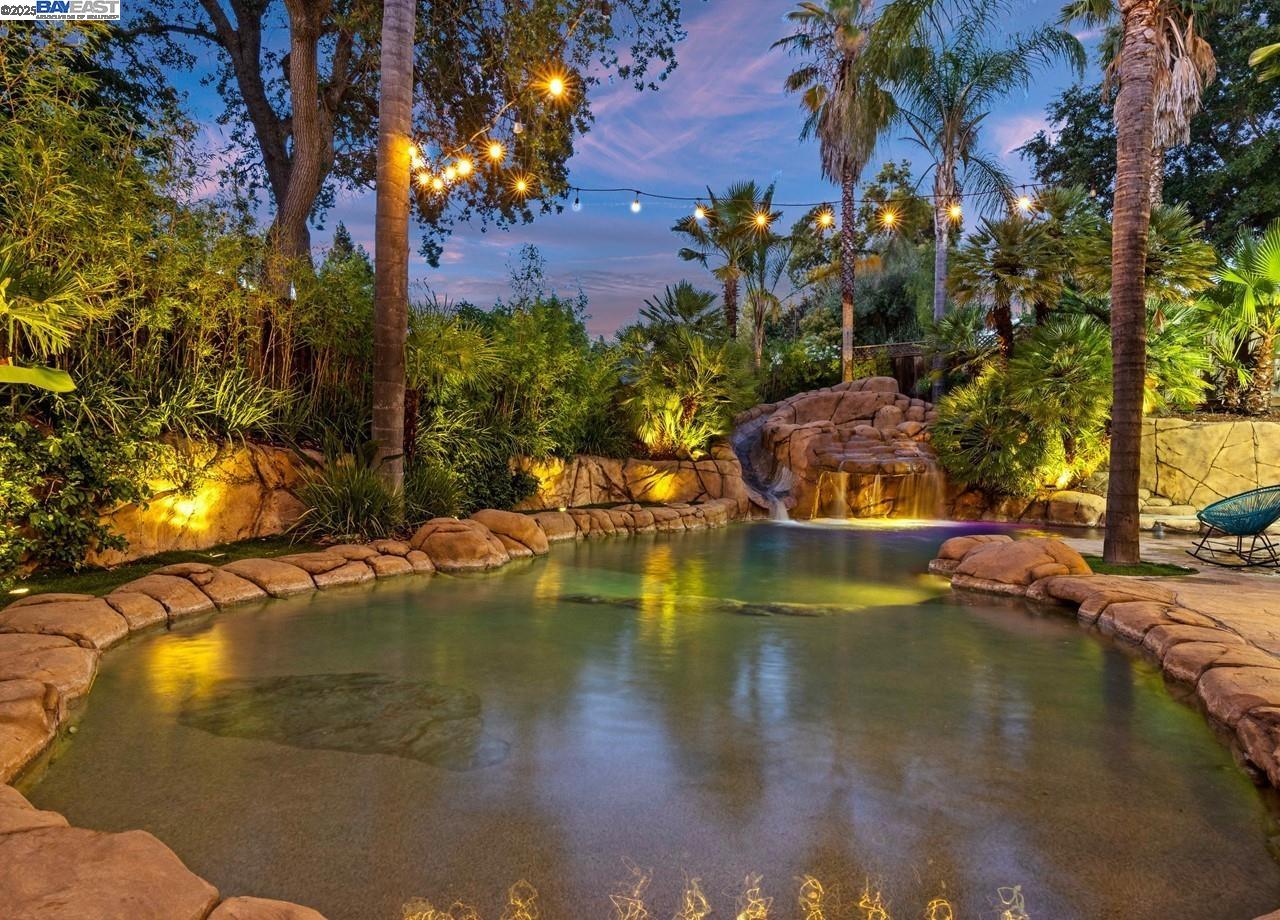 107 Verde Mesa Dr