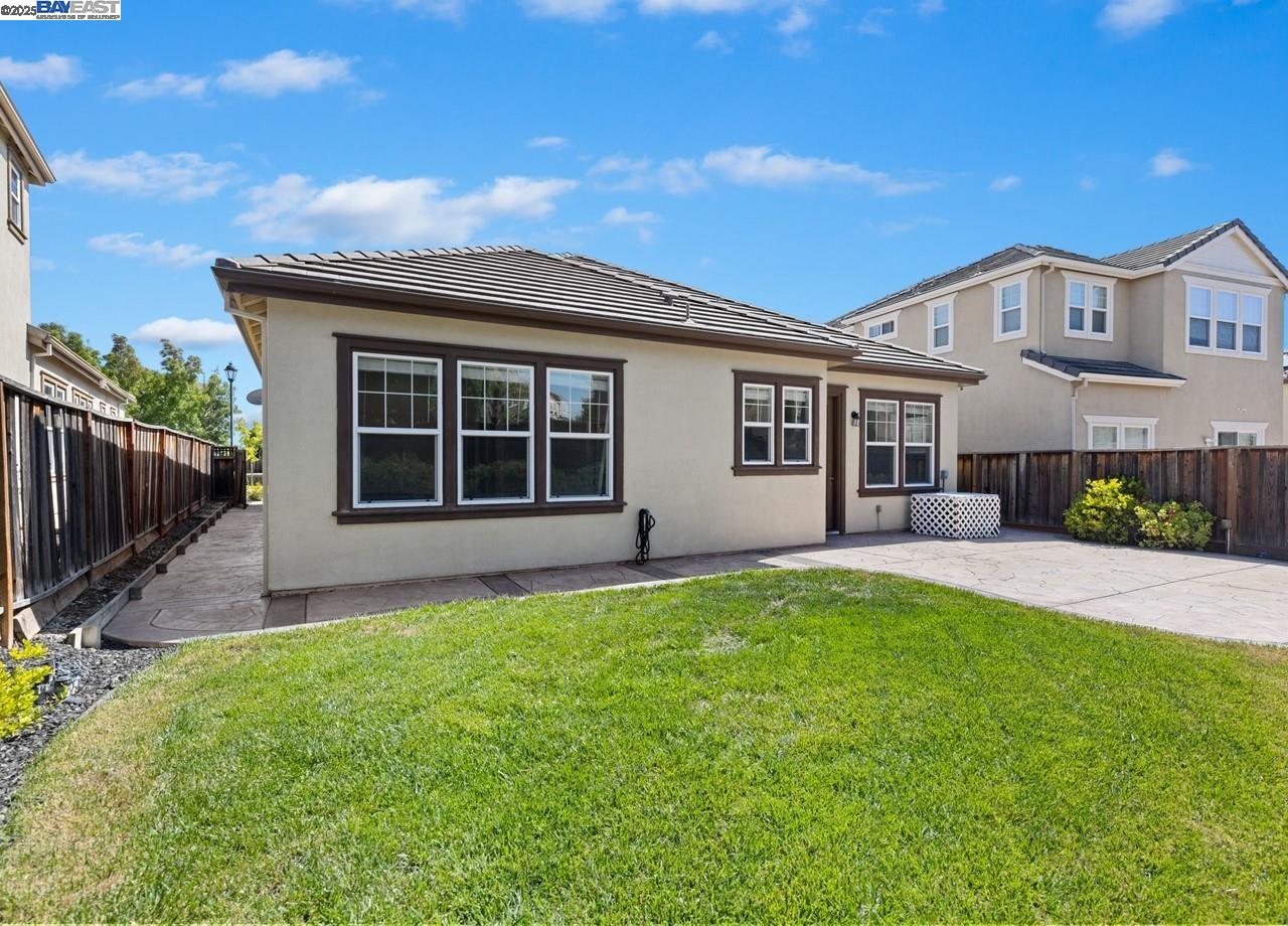 2453 Forino Dr