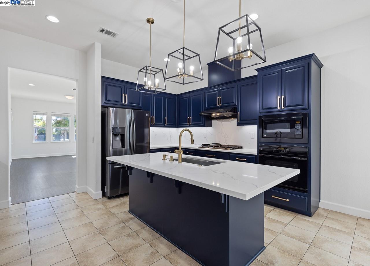 2453 Forino Dr