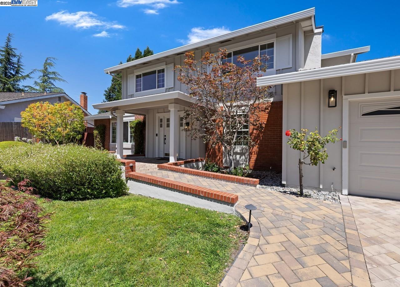 59 Arenas Ct