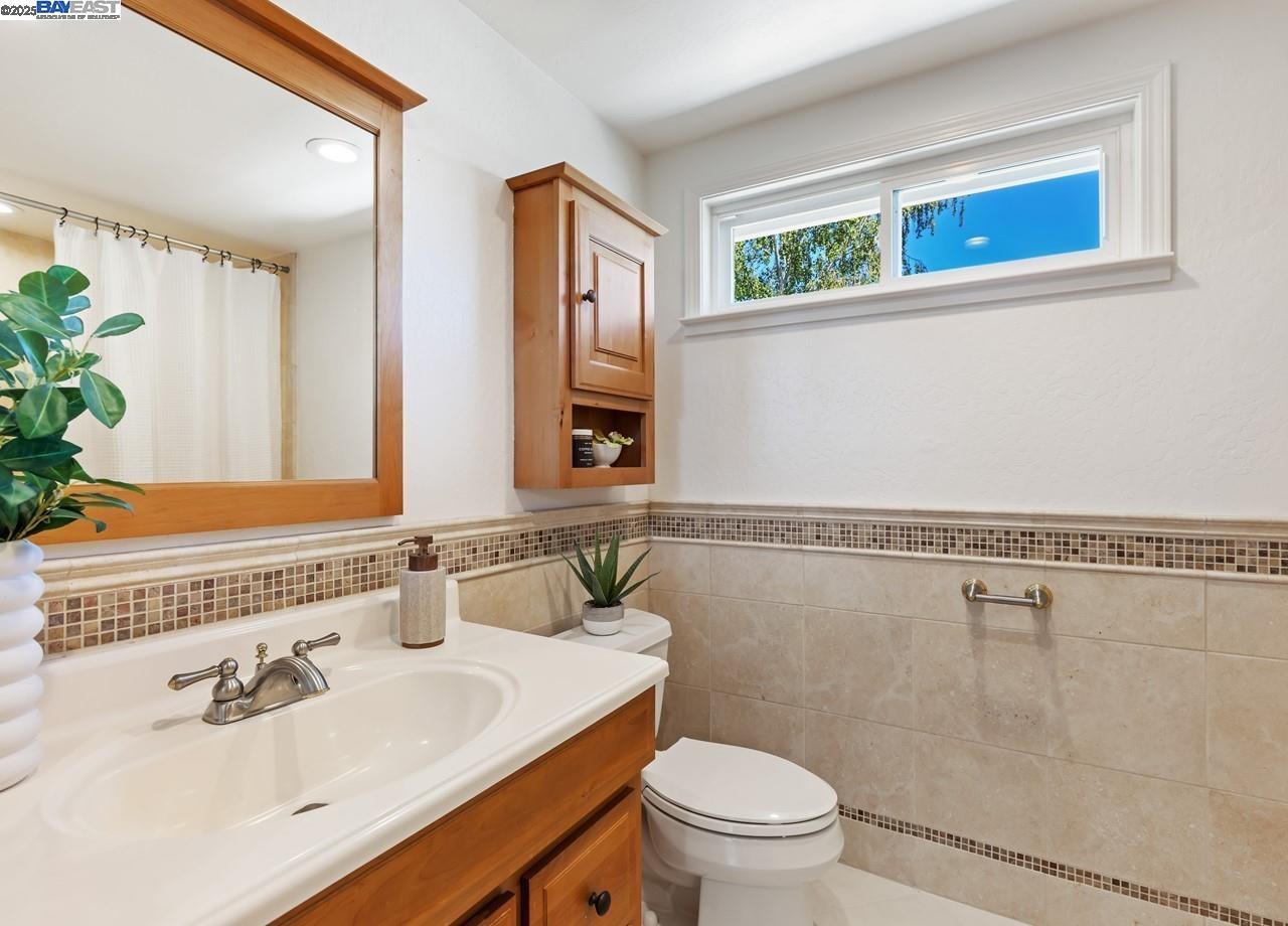59 Arenas Ct