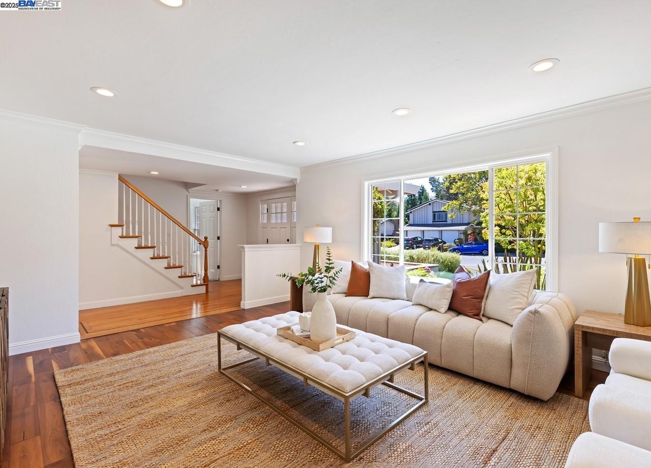 59 Arenas Ct