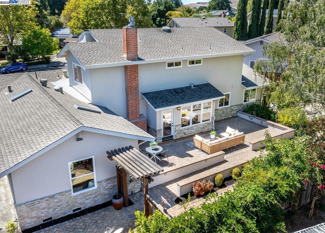 59 Arenas Ct