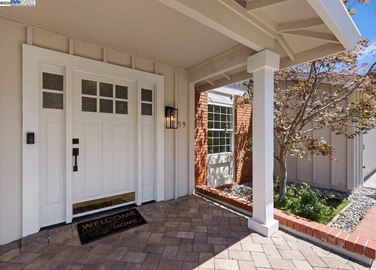59 Arenas Ct