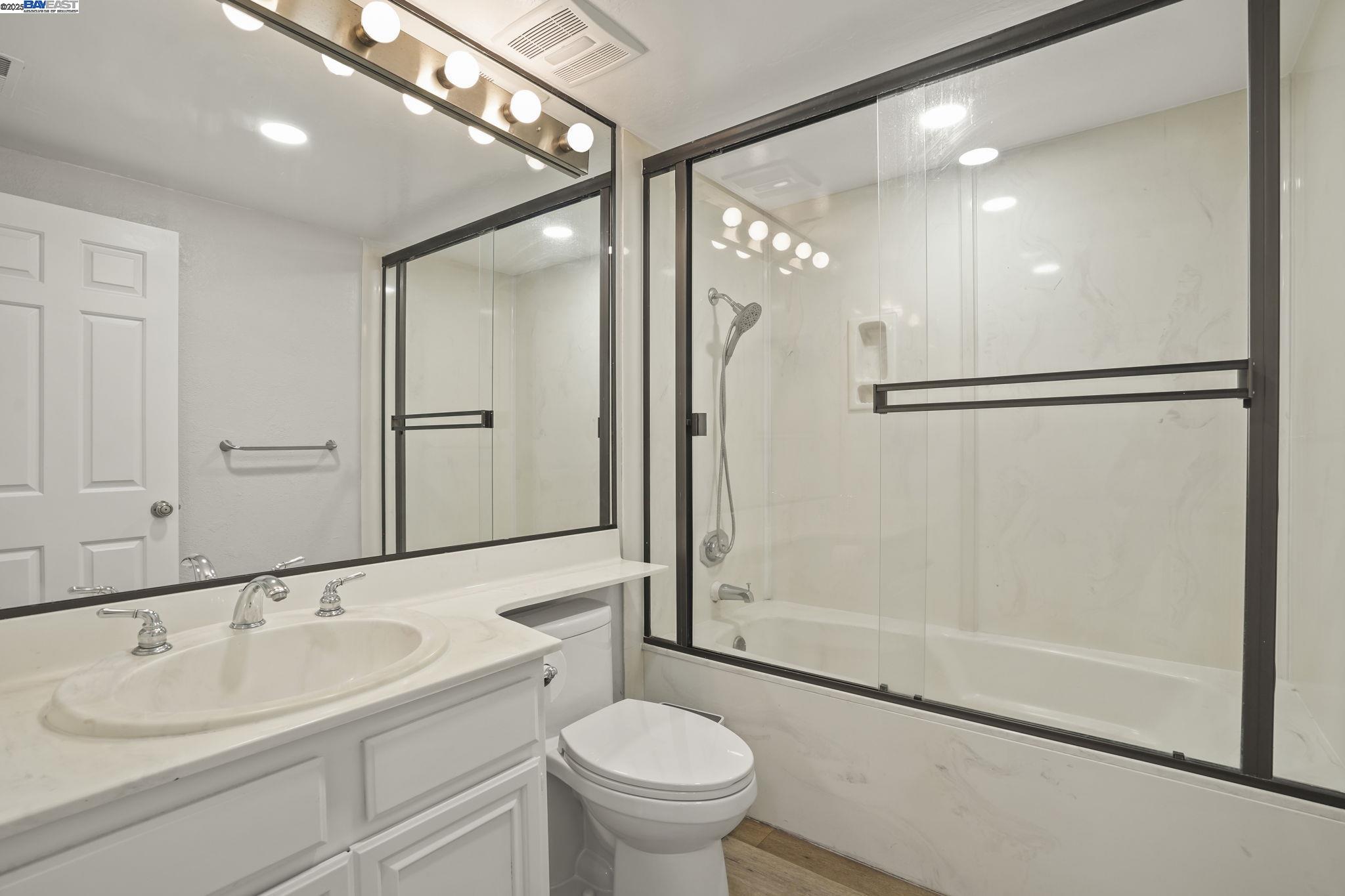 3104 sombrero circle