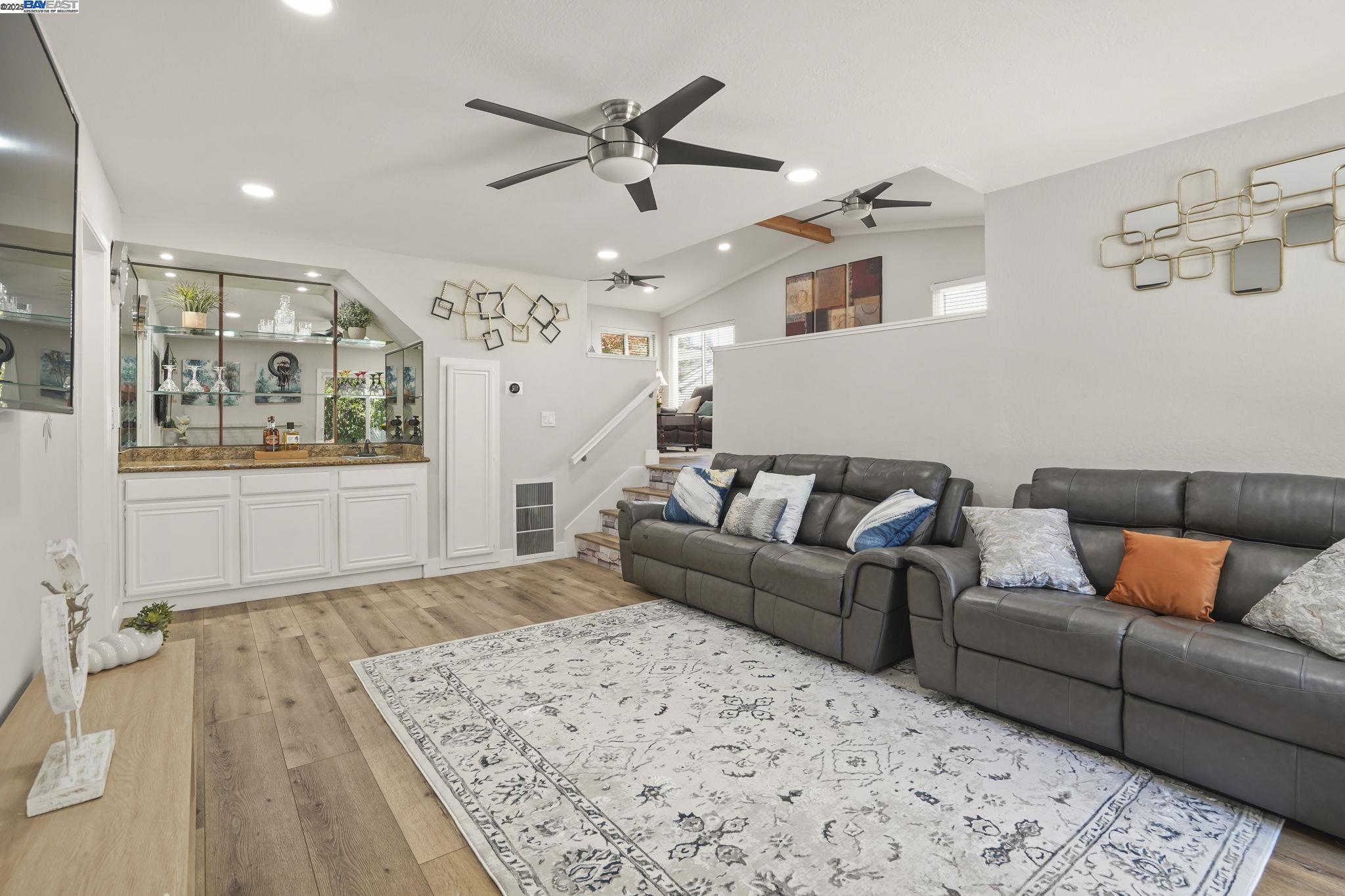 3104 sombrero circle