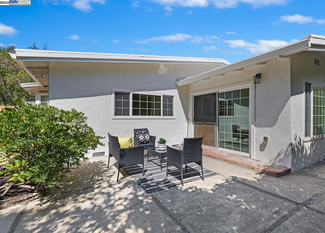 125 Montanya Ct