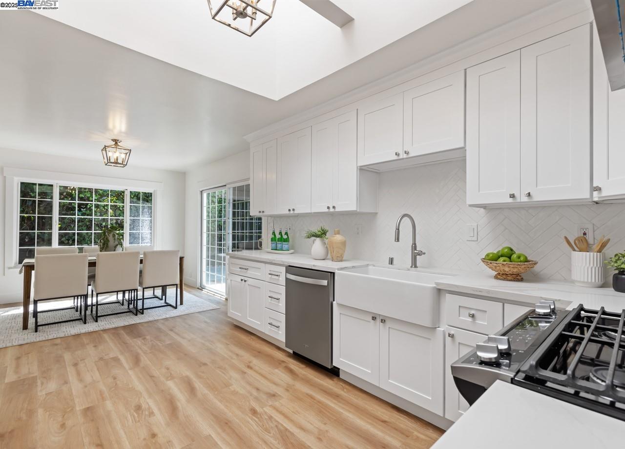 125 Montanya Ct