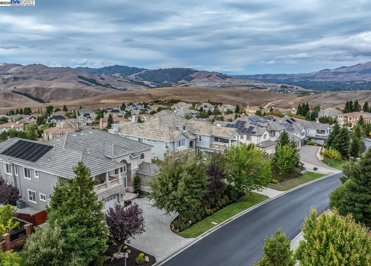 3394 Ashbourne Cir
