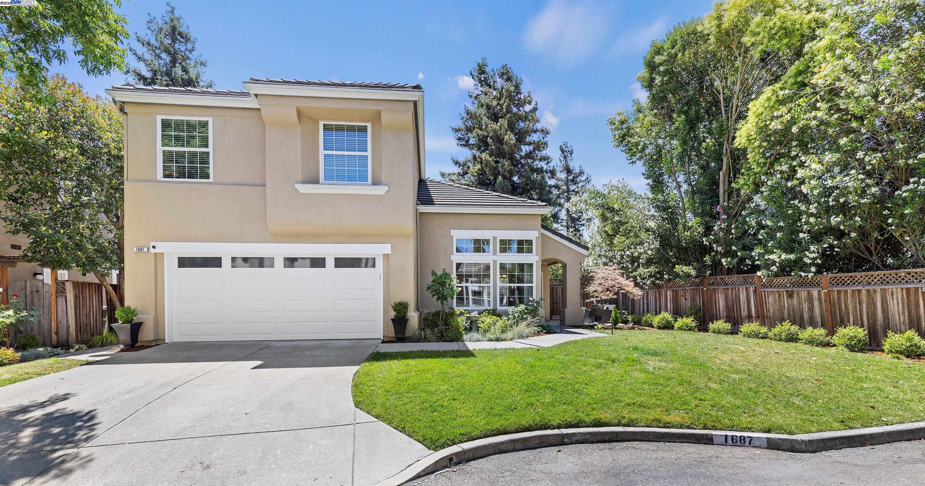 1687 Silverwood Ct
