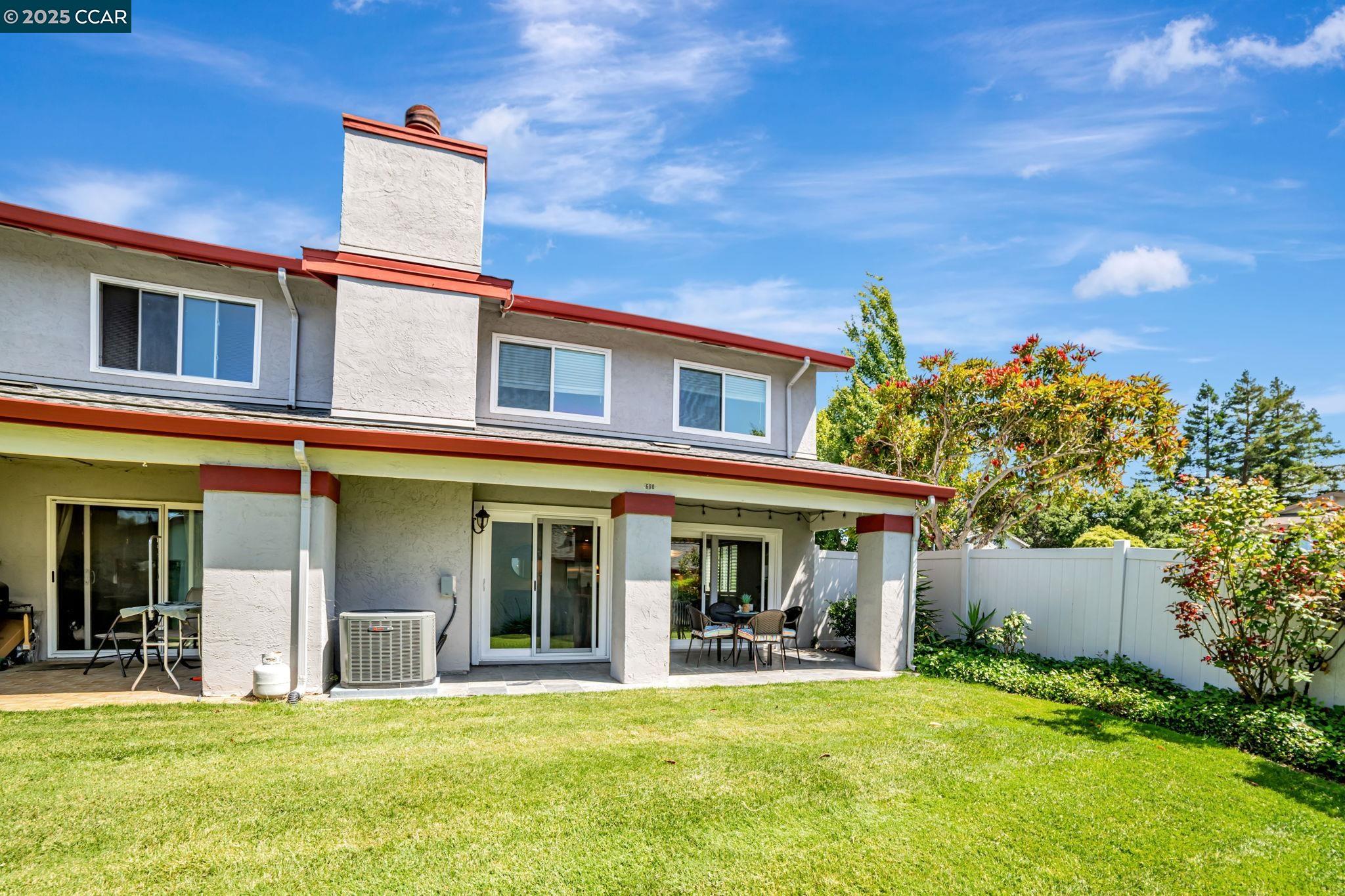 600 Guaymas Ct