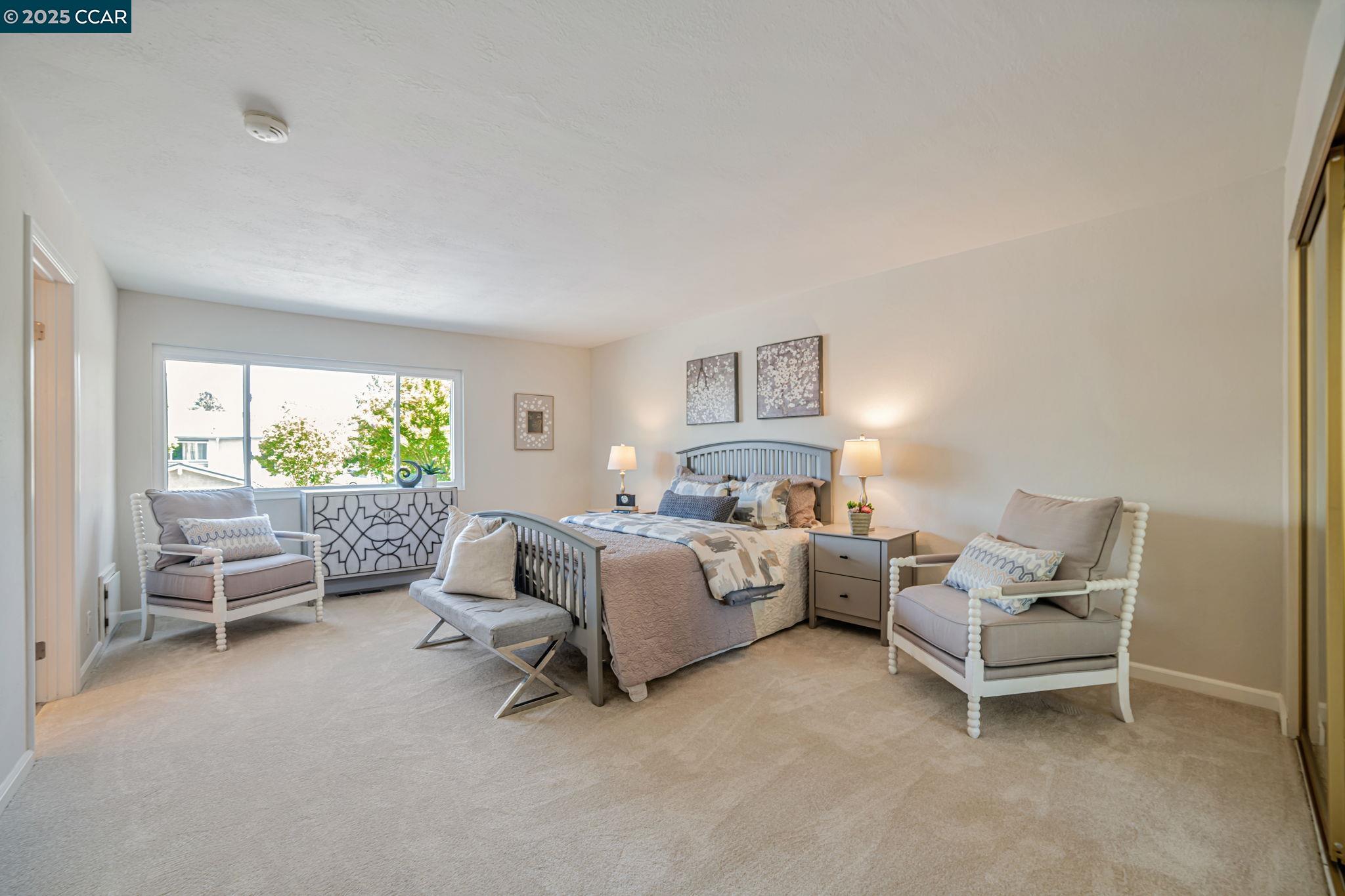 600 Guaymas Ct