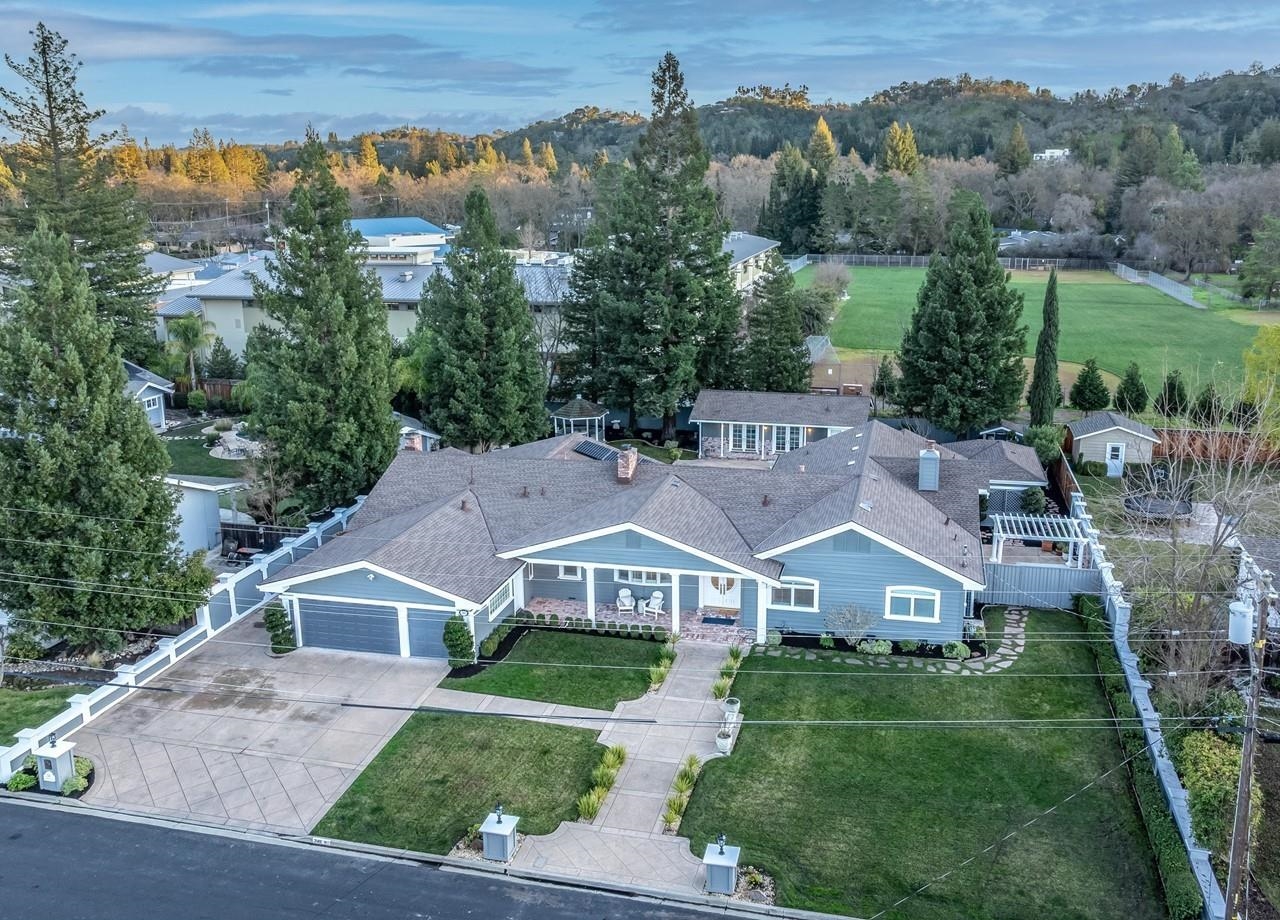 340 David Dr