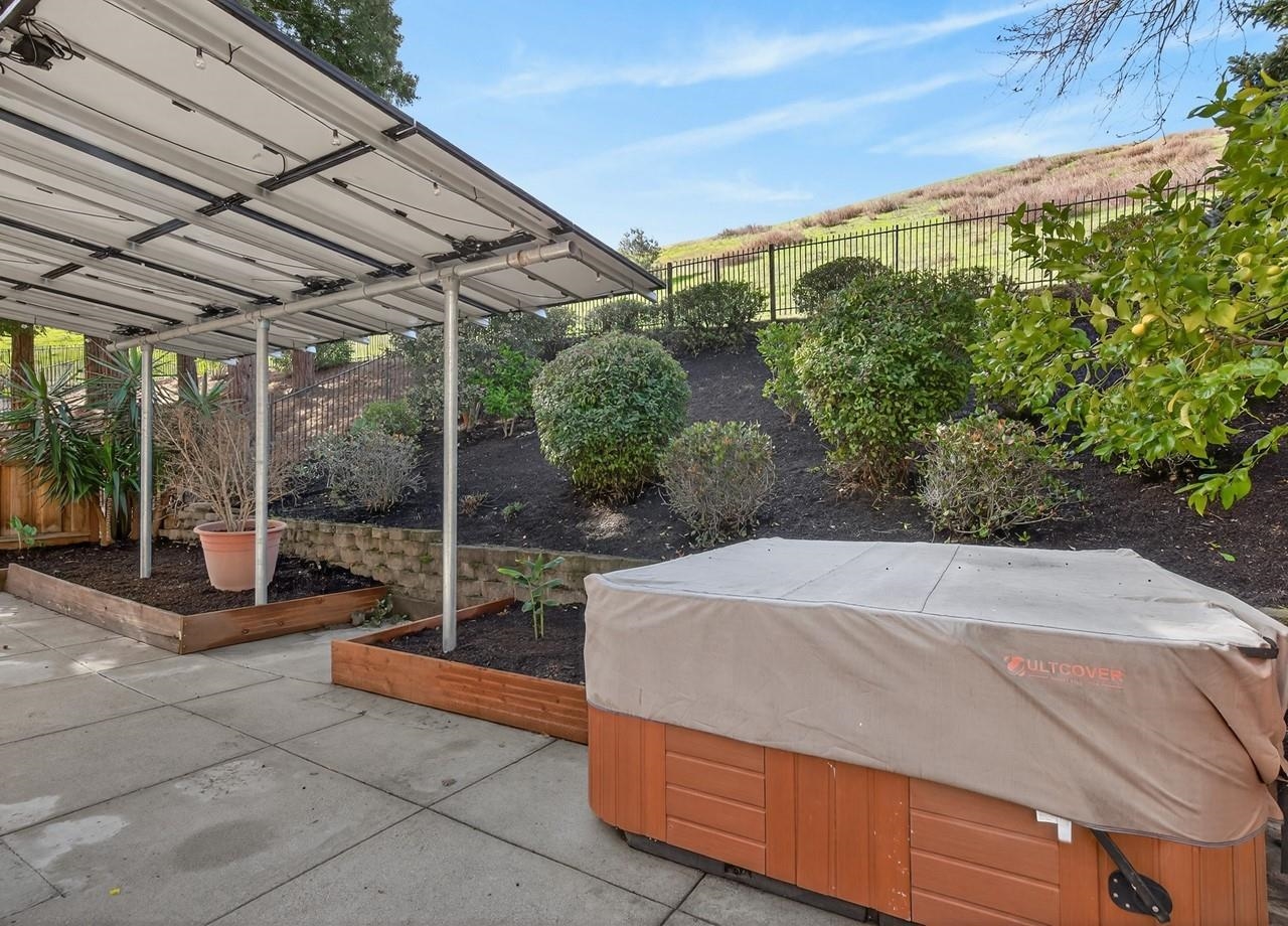 455 Eagle Valley Way