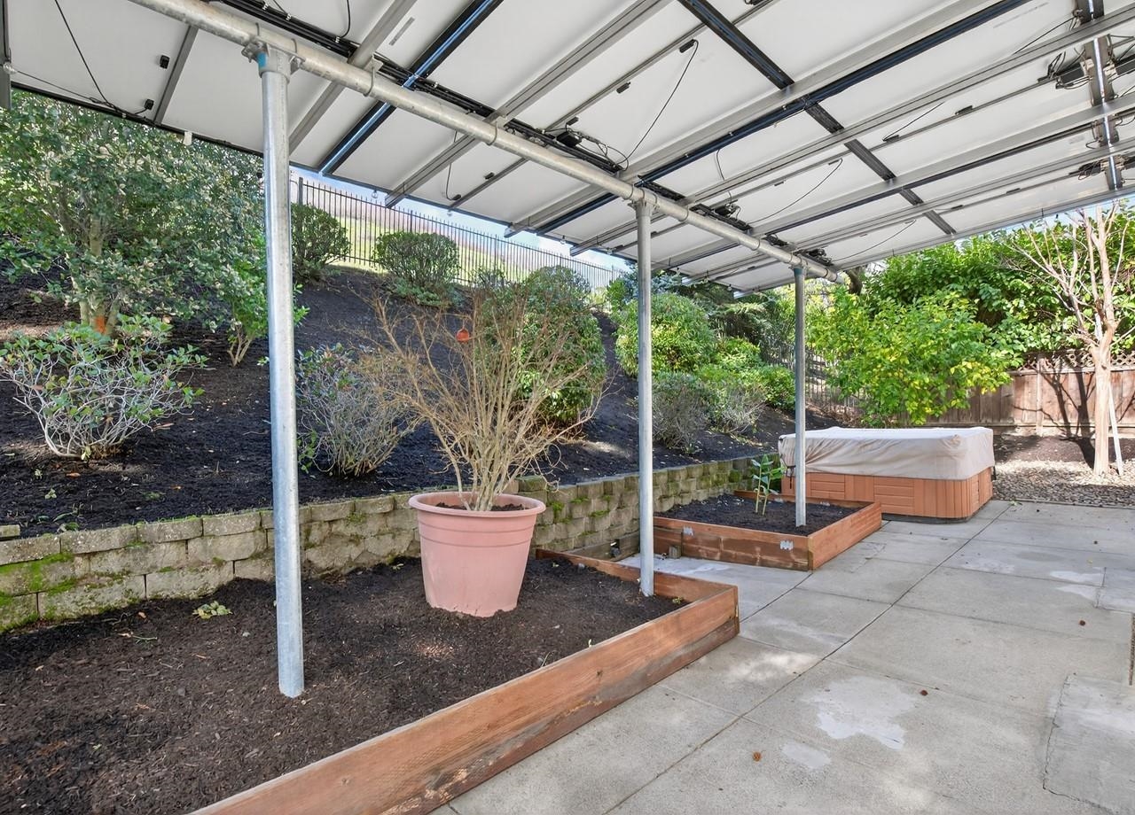 455 Eagle Valley Way