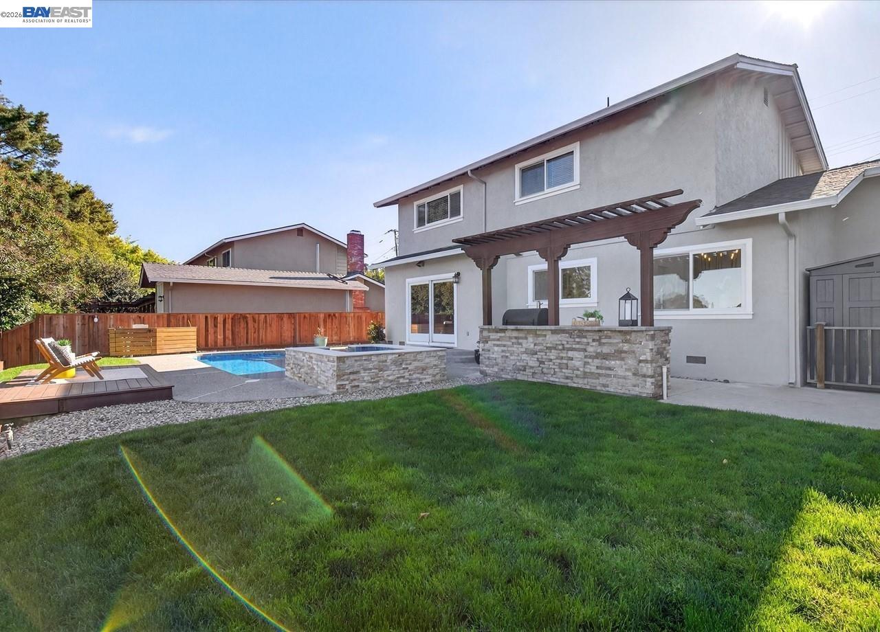 11495 Silvergate Dr