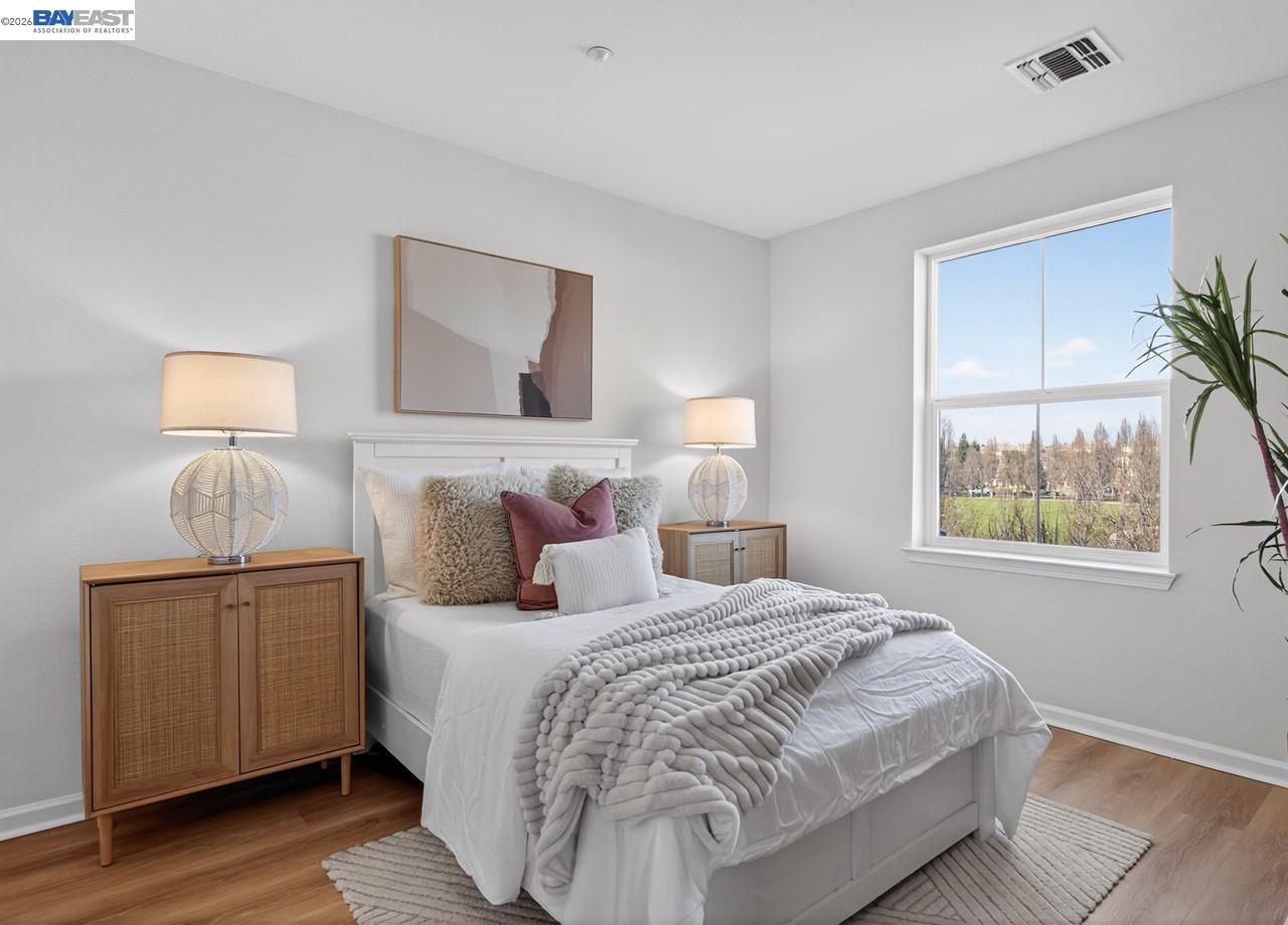 3240 Maguire Way # 318