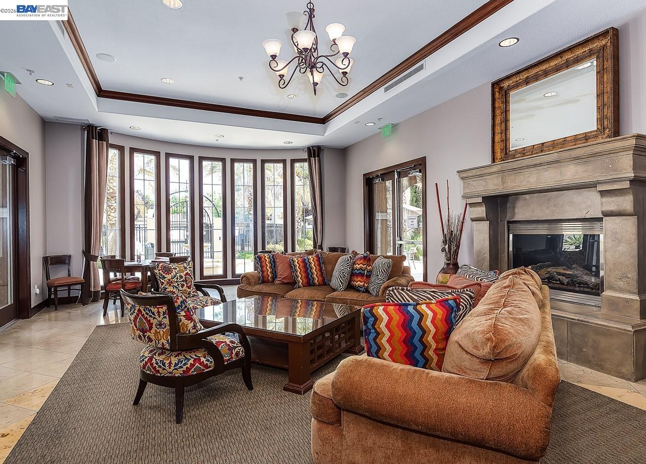 3240 Maguire Way # 318