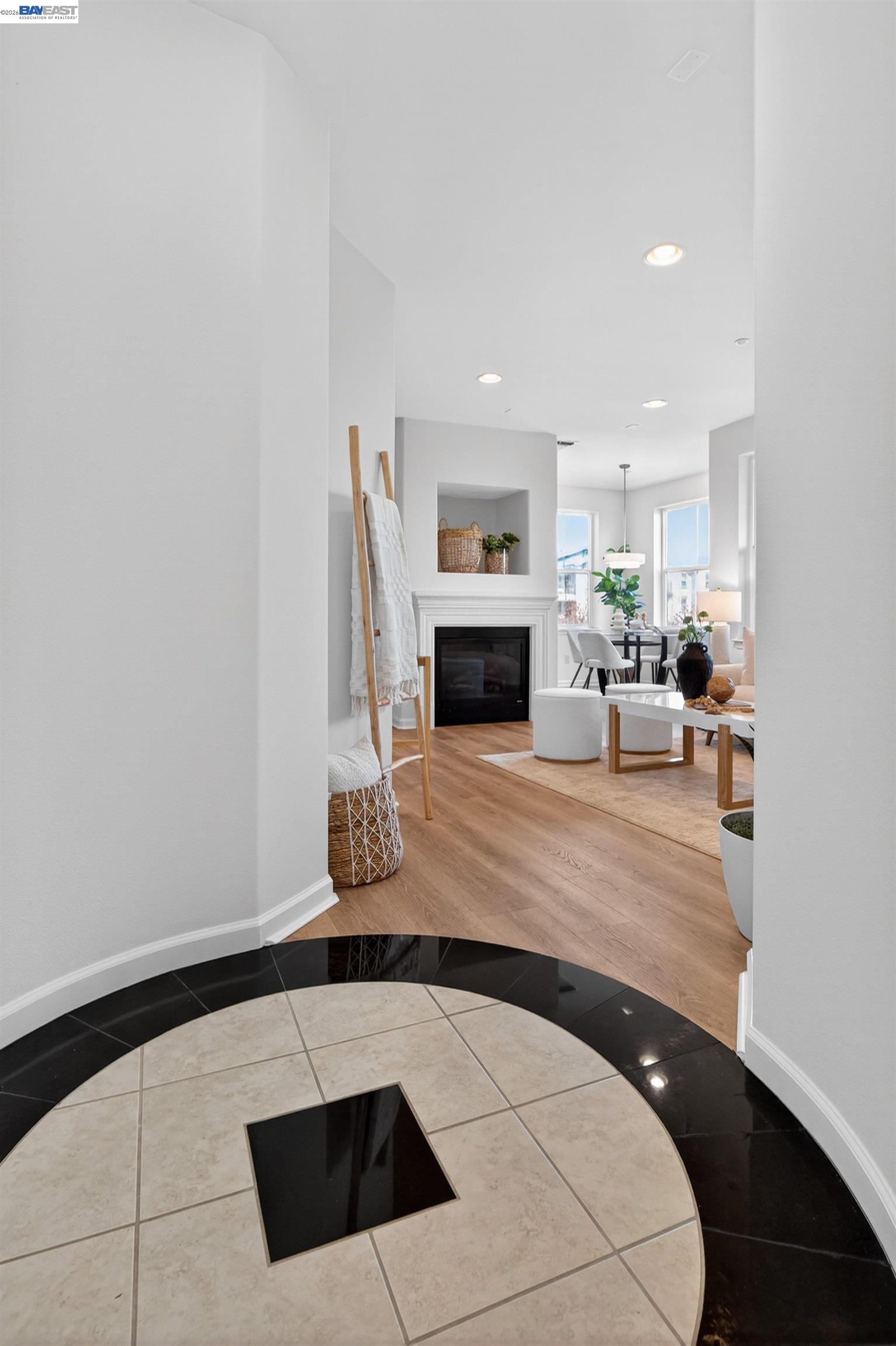 3240 Maguire Way # 318