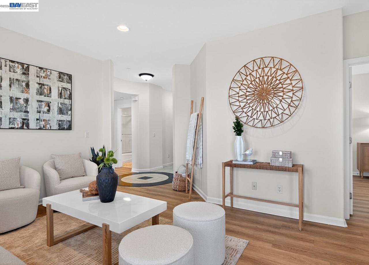 3240 Maguire Way # 318